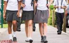 英国女校强制把校服变成过膝长裙 为防性骚扰