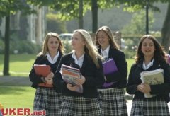 中国“低龄留学”不断升温 英国中学代表频访华