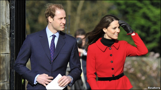 威廉王子和凯特抵达圣安德鲁斯大学