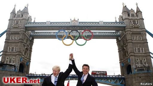 奥运五环标志落户伦敦塔桥