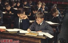 英语法学校拟改招生政策 助更多贫困生入学