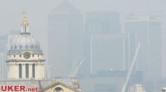 英国当局发警告：雾霾来袭 专家呼吁注意健康