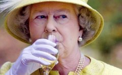 俄罗斯与英国关系不断恶化“祸及”女王陷丑闻