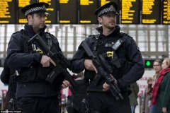 英国伦敦发生枪击案三人受伤 警方称无关恐袭