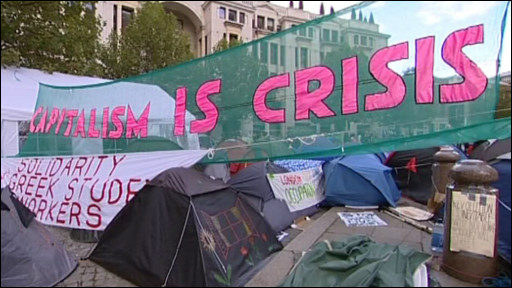 伦敦圣保罗大教堂前的抗议者帐篷