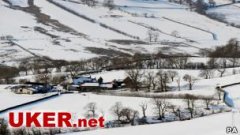 英国六名学生因打雪仗被停学
