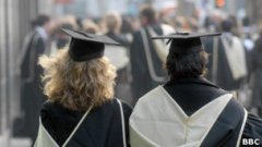 英国收紧签证“危害英大学收入”？