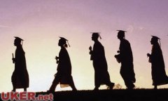 英国大学“招贤纳士” 降低留学生求职门槛