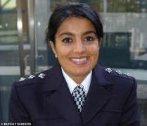 英亚裔女警察被荣誉提名却遭种族性别歧视，收