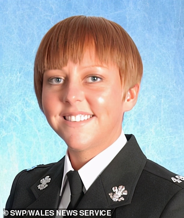 英国女警决定卧轨自杀，结果因父母而后悔，刚准备走就被火车撞死