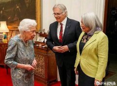95岁的英国女王以前被传出身材极度衰弱……
