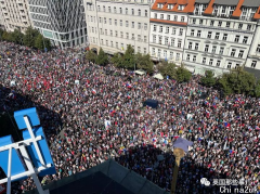 反欧盟，反北约！捷克发作万人游行：再制裁俄罗斯，咱们就要活不上来了！