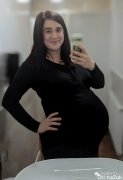 36岁孕妈超过预产期两周，在家水中分娩，生下十一.4斤巨婴，太不易了！
